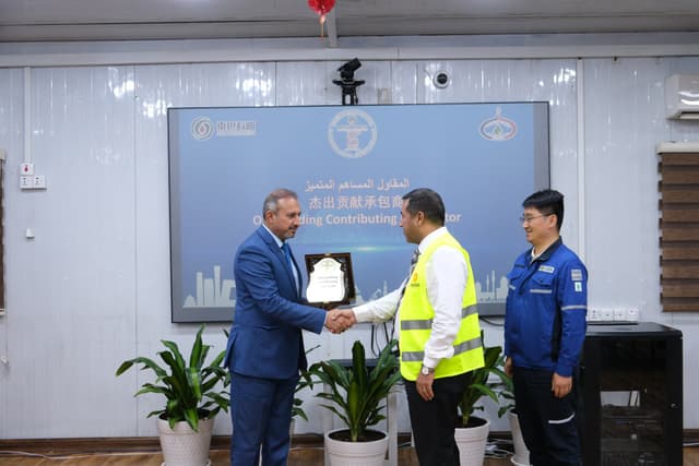 Celebrating Milestones: Al Mutaa Honored at EBS Petroleum's 5-Year Anniversary Event!